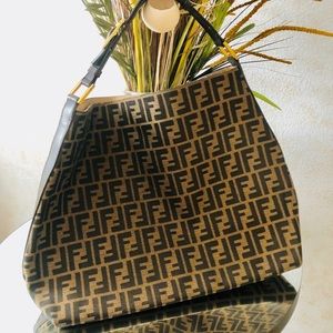 FENDI Tote shoulder bag 🌟🌟